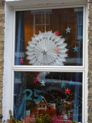 2024 Gwydir St festive window